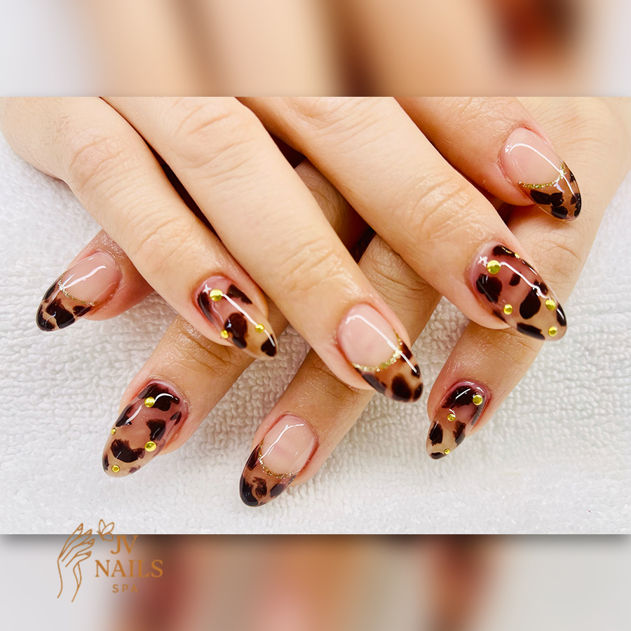 J V Nail Spa